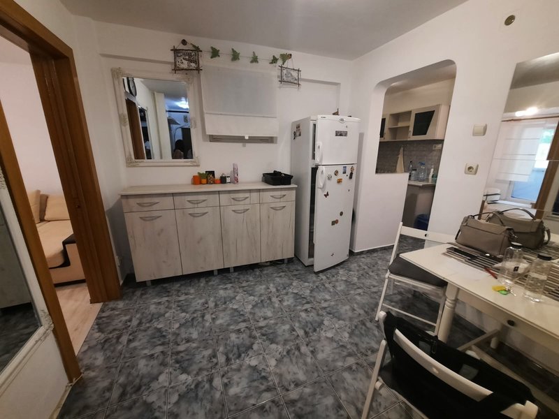 Lacul Tei, aproape Parcul Circului,